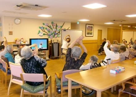フォービスライフ小規模多機能型居宅介護 英 の求人情報