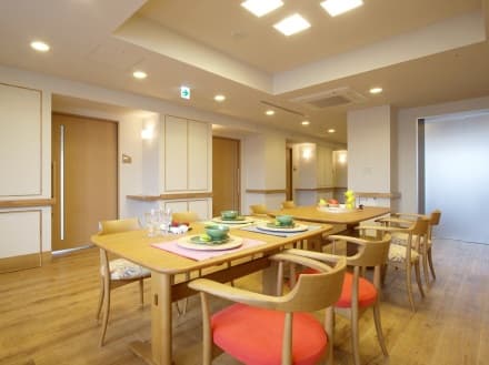 ヒュッテ目黒 調理スタッフの求人情報
