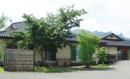介護付き有料老人ホーム 松華 の求人情報
